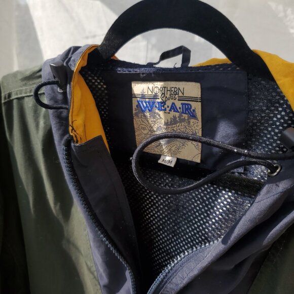 Colour Blocked Splash Jacket - Picture 2 of 13